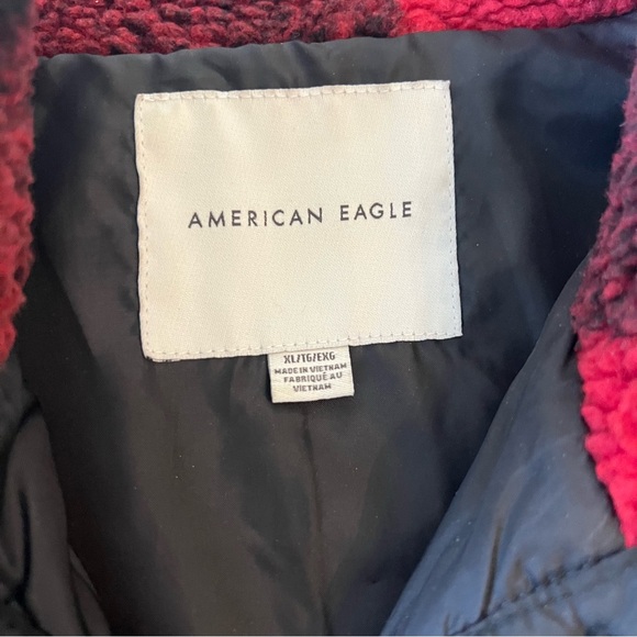 American Eagle Plaid Sherpa Pullover - Picture 2 of 2